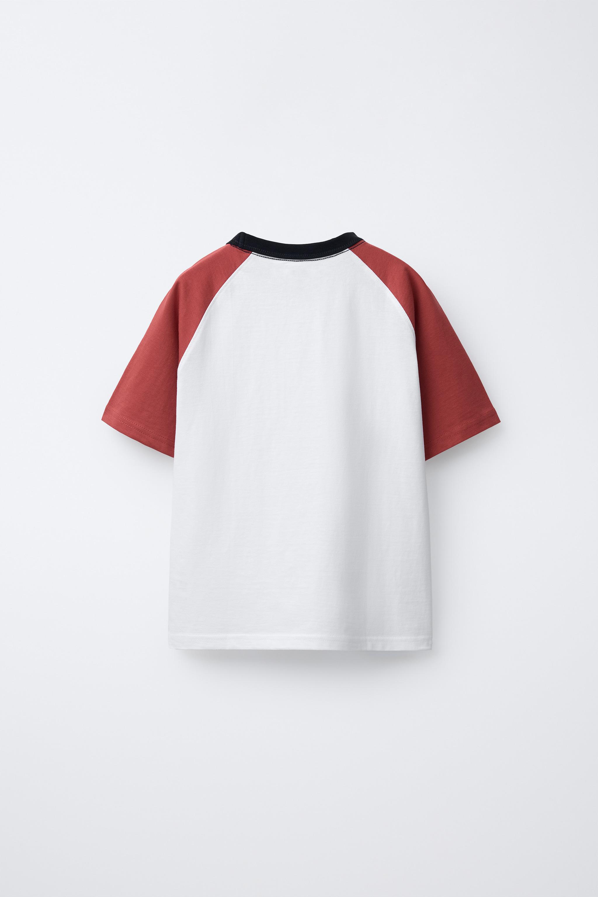 T-SHIRT À MANCHES RAGLAN ET INSCRIPTION BRODÉE